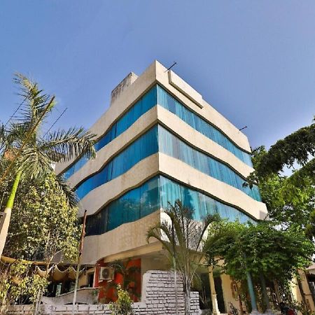 The Sky Imperial Hotel Yahvi Vadodara Dış mekan fotoğraf